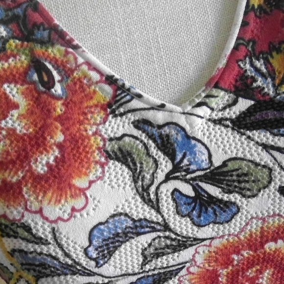 Absolutely gorgeous Alberto Makali pullover top - Picture 1 of 7
